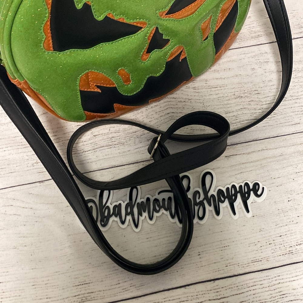 *Love Pain and Stitches Orange Green Slime Angry Pumpkin Halloween Purse - Picture 8 of 8